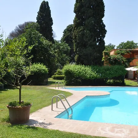 Luxury - Appia Antica *